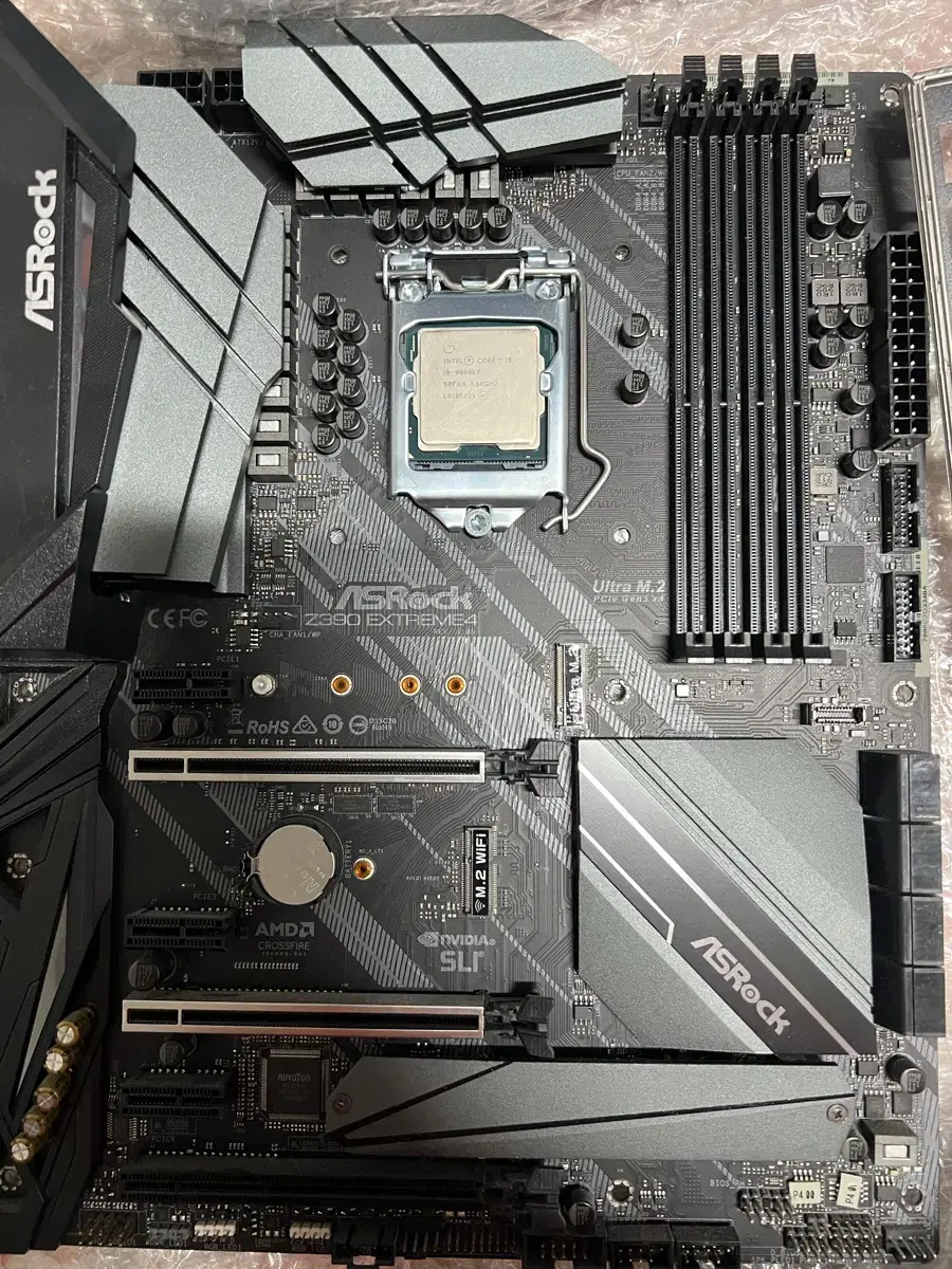 i9 9900kf, z390 extreme4